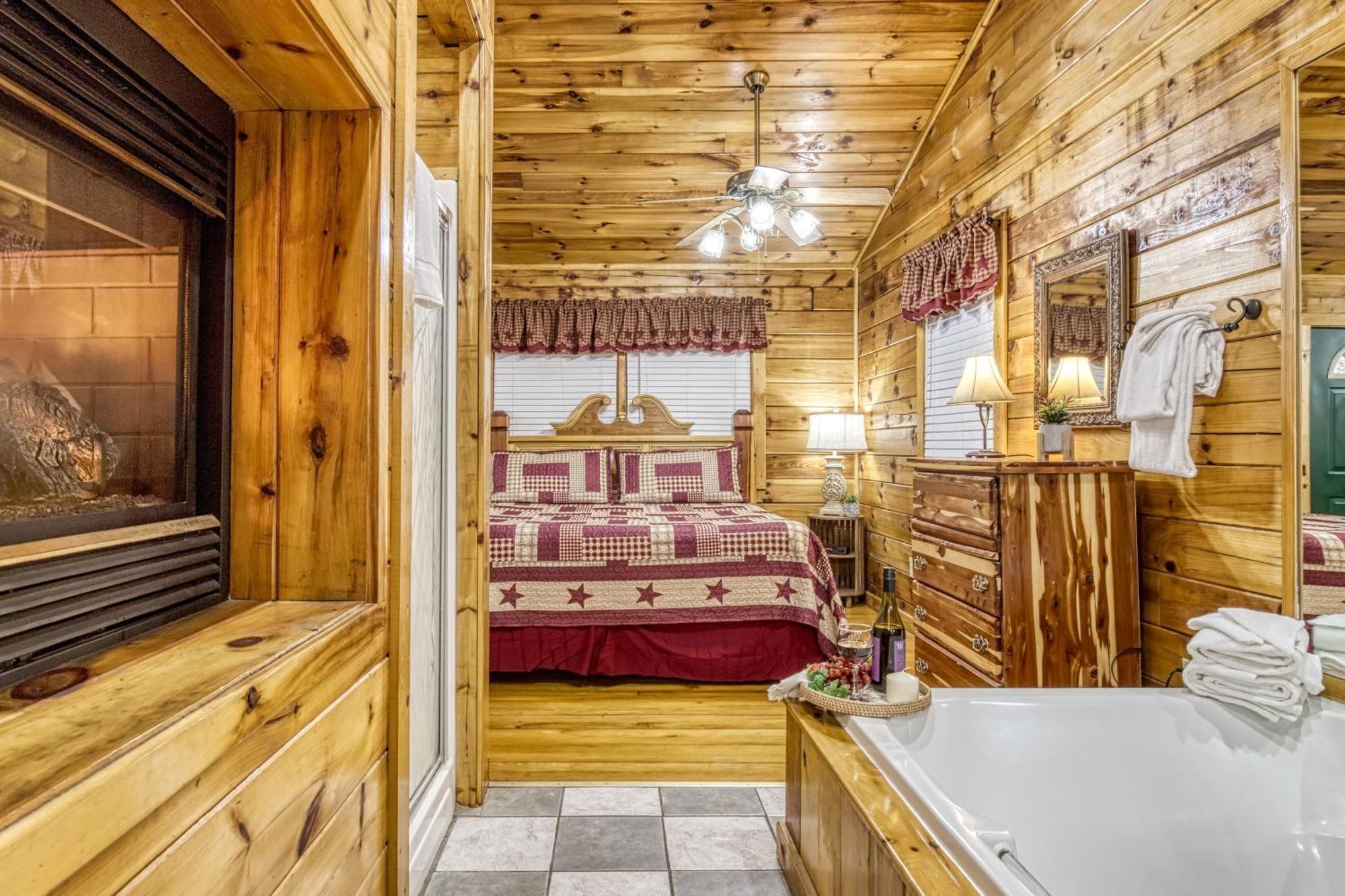 Romantic Retreat Gatlinburg Exterior photo