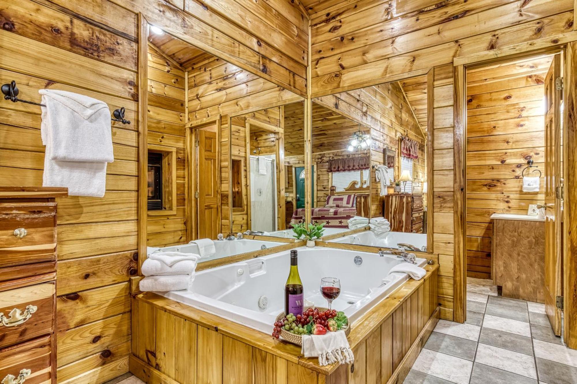 Romantic Retreat Gatlinburg Exterior photo