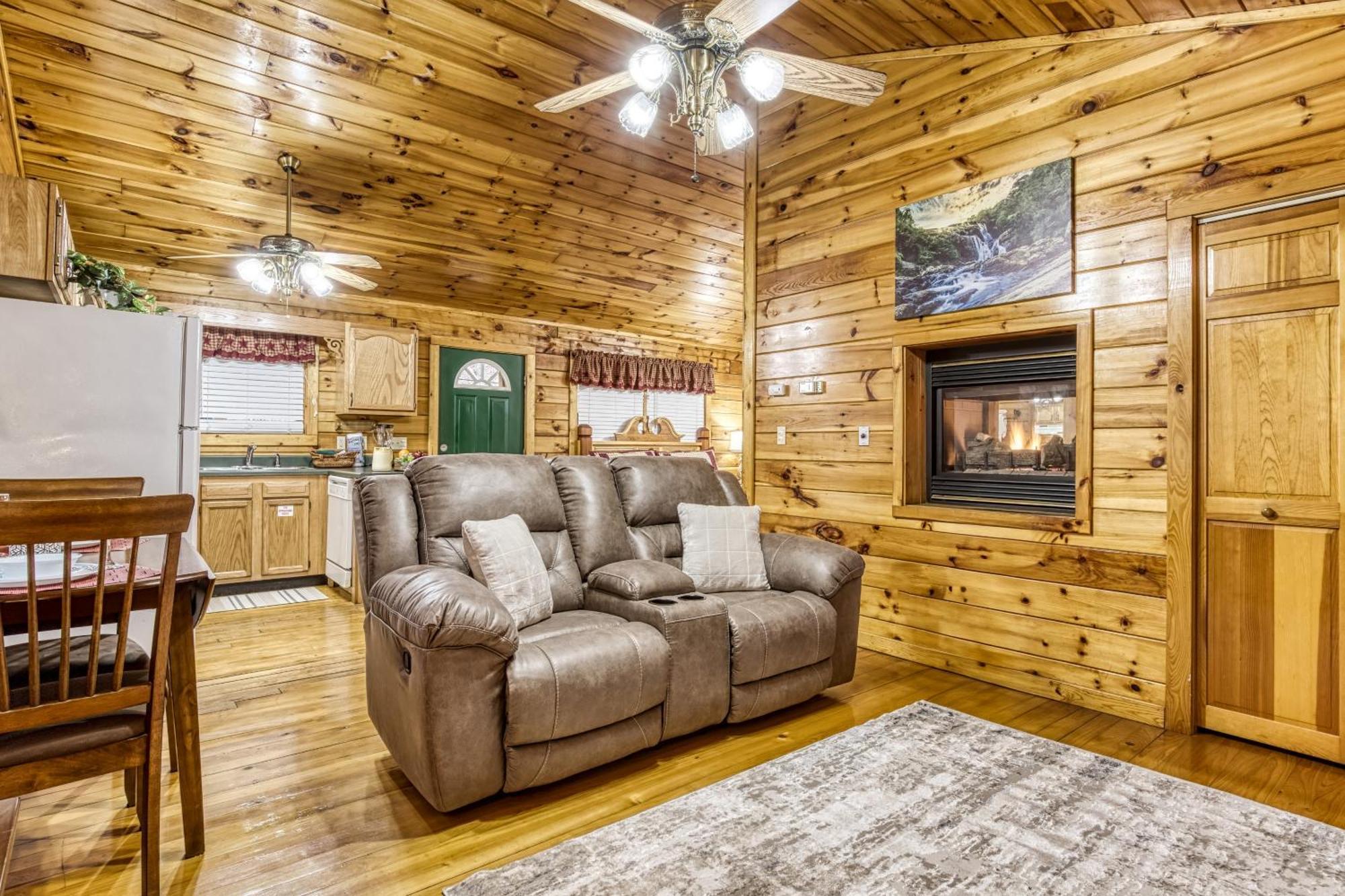 Romantic Retreat Gatlinburg Exterior photo
